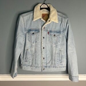 Levi's Ex-Boyfriend Trucker Jacket‎ Faux Sherpa Collar Denim Jean Jacket